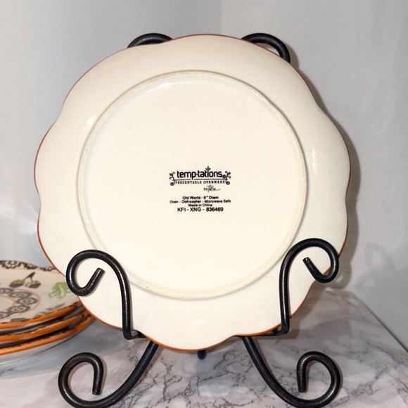 Temptations Old World Salad/Dessert Plates- set of 4 - Picture 4 of 6